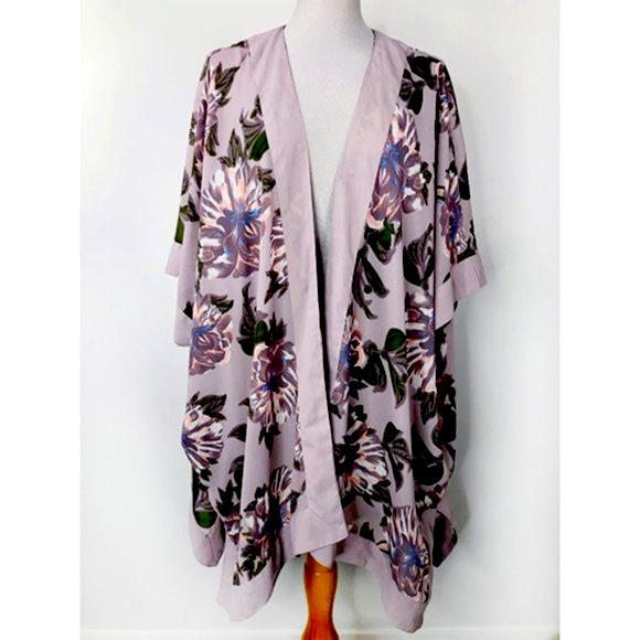 Vince Camuto Floral Sheer Kimono - Picture 1 of 5